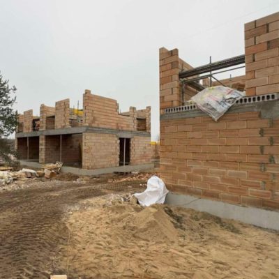 2c94a1c8-f4a5-48e7-9b88-1569a63bb69e